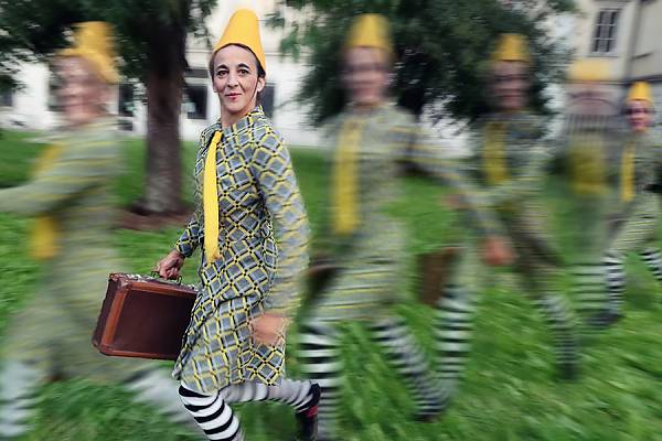 GRAD'US step by step